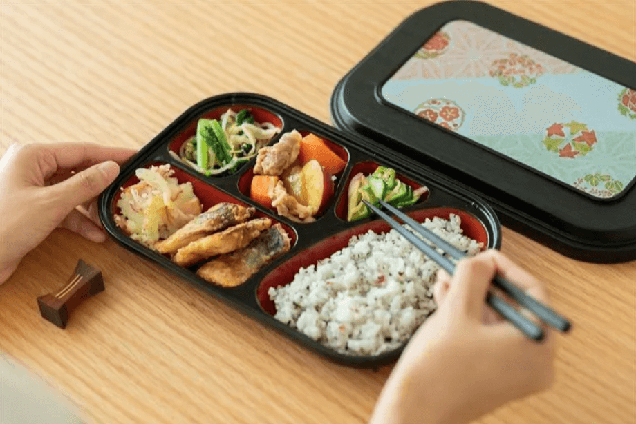 栄養バランスの取れたお弁当で健康管理に努めます